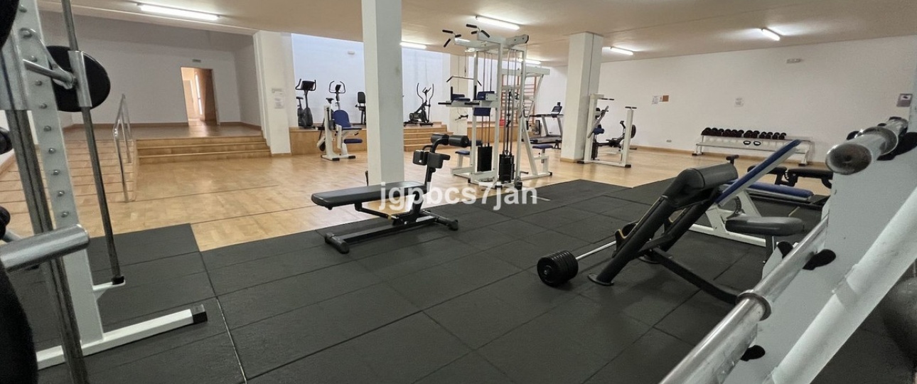 Resale - apartment - Marbella - Puerto Banús