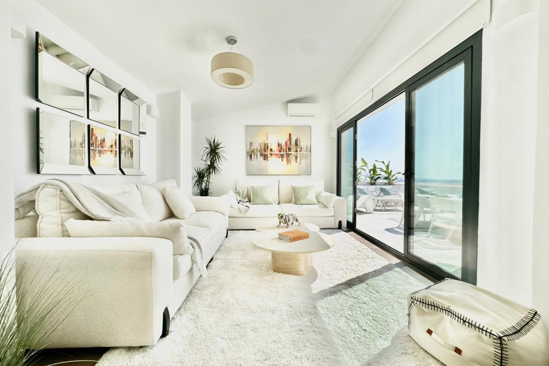Resale - apartment - Marbella - Puerto Banús