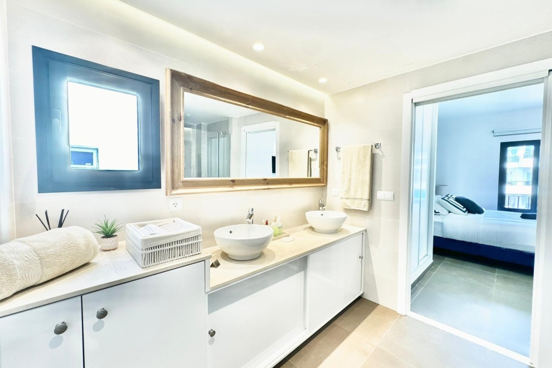 Resale - apartment - Marbella - Puerto Banús