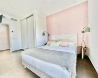 Resale - apartment - Marbella - Puerto Banús