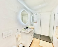 Resale - apartment - Marbella - Puerto Banús