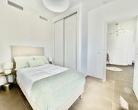 Resale - apartment - Marbella - Puerto Banús