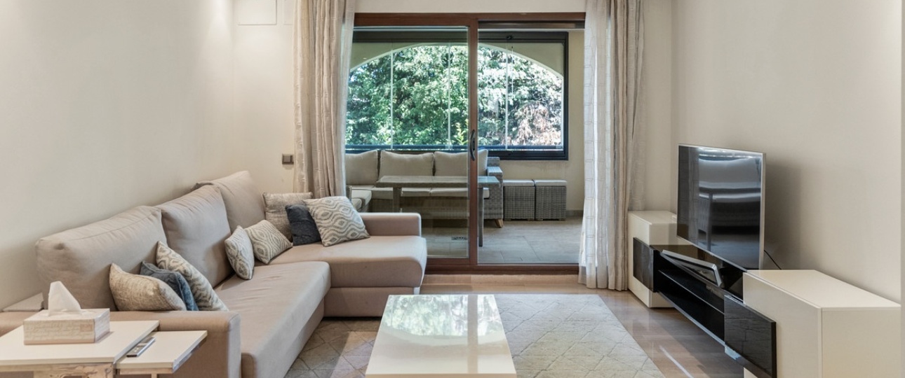 Resale - apartment - Marbella - Puerto Banús
