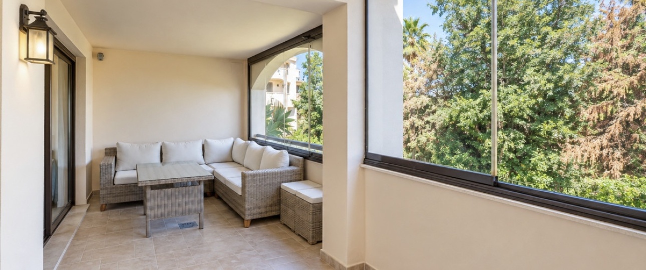 Resale - apartment - Marbella - Puerto Banús