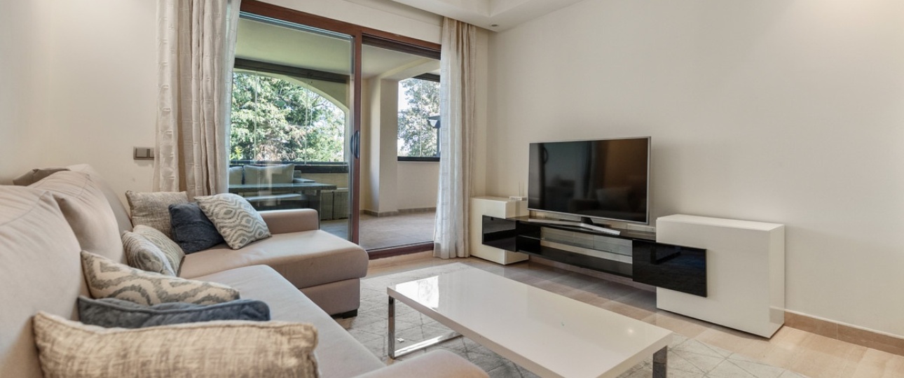 Resale - apartment - Marbella - Puerto Banús