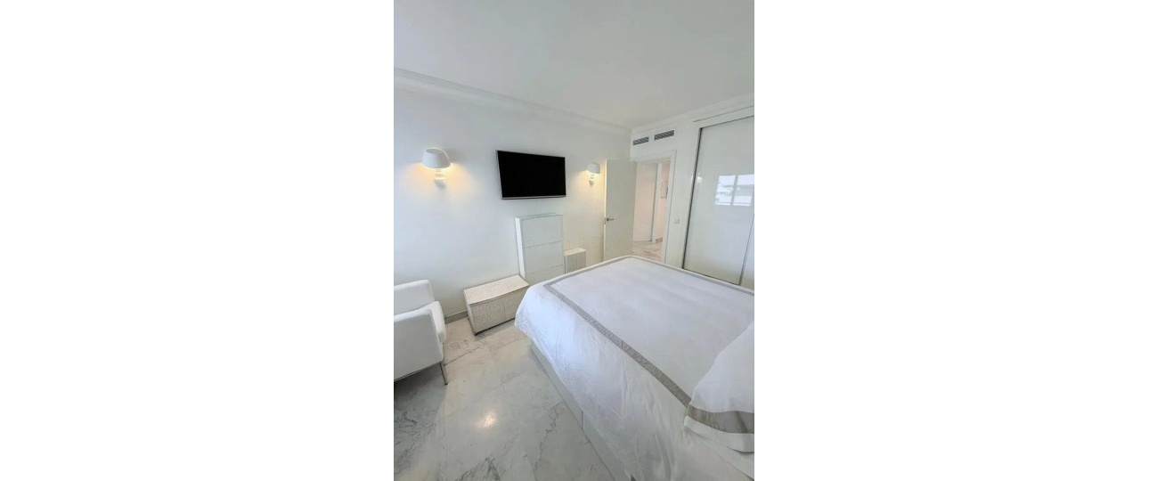 Resale - apartment - Marbella - Puerto Banús
