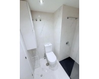 Resale - apartment - Marbella - Puerto Banús