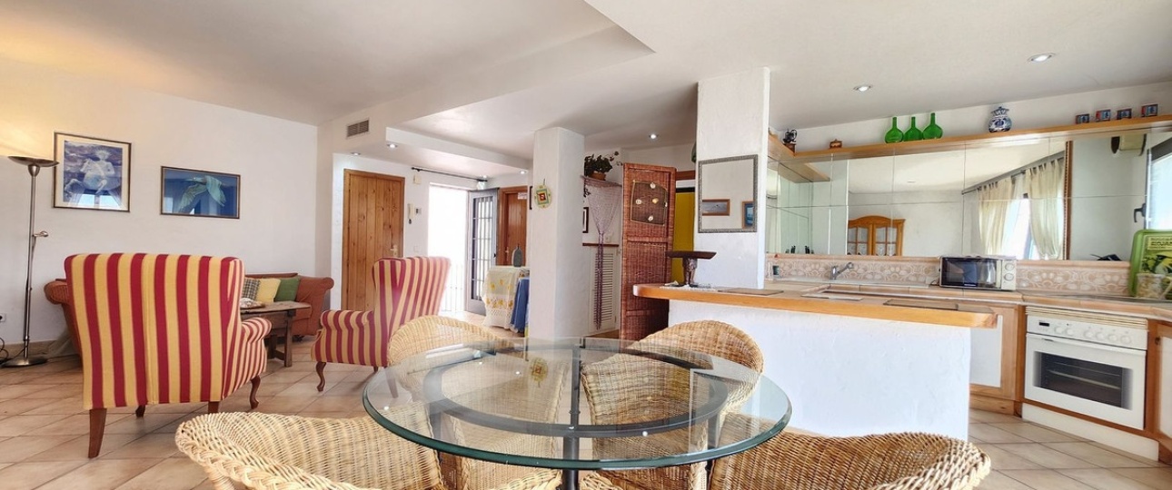 Resale - apartment - Marbella - Puerto Banús