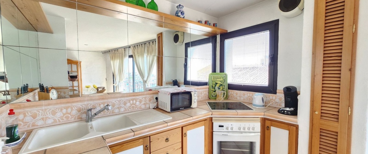 Resale - apartment - Marbella - Puerto Banús