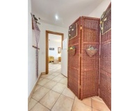 Resale - apartment - Marbella - Puerto Banús