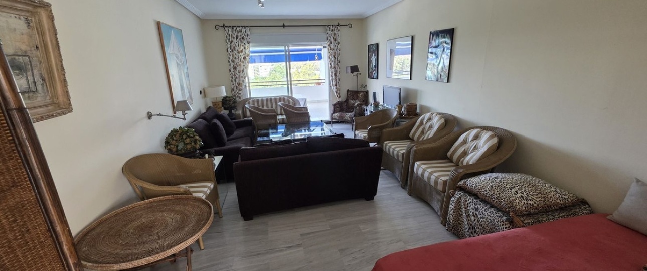 Resale - apartment - Marbella - Puerto Banús