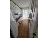 Resale - apartment - Marbella - Puerto Banús