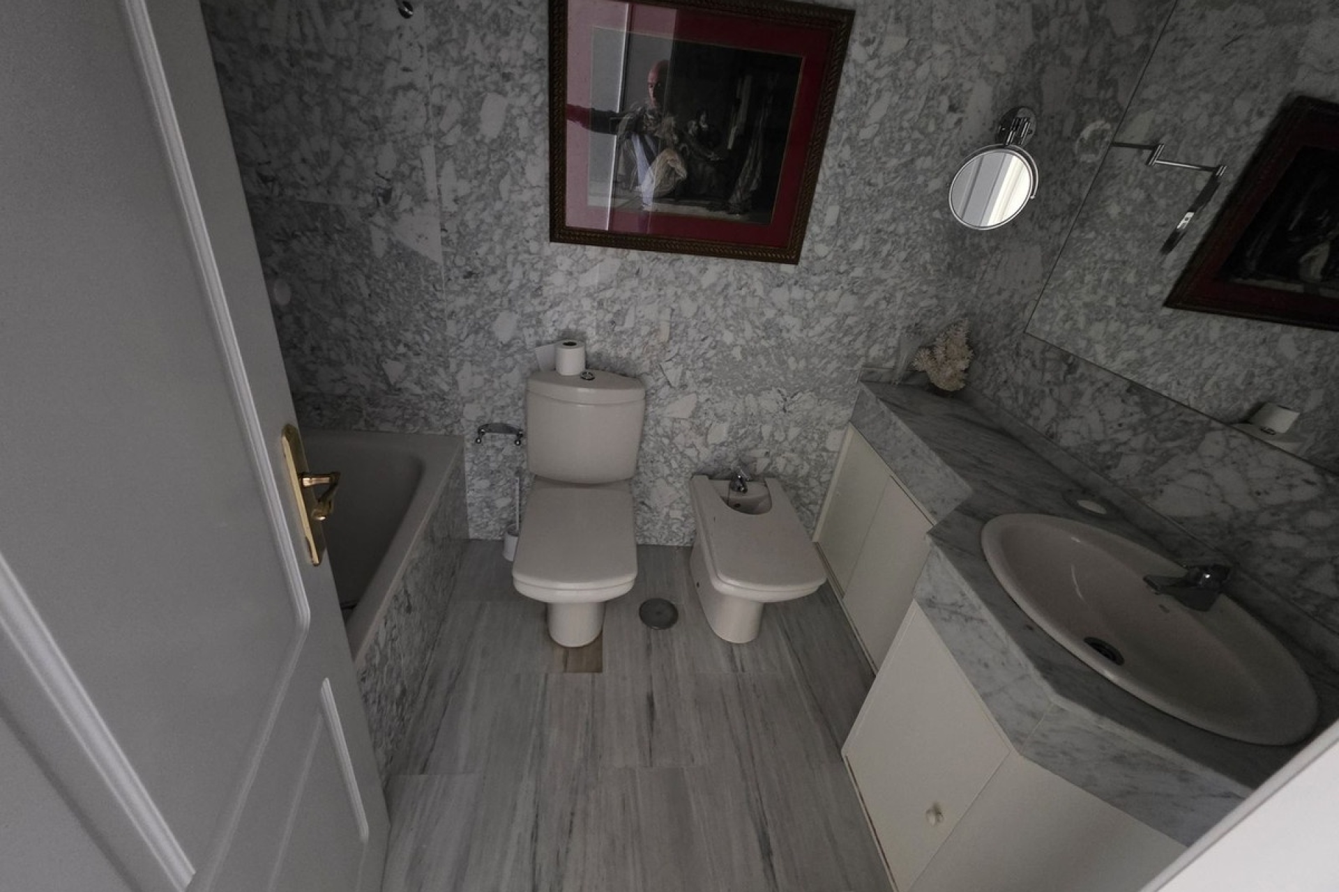 Resale - apartment - Marbella - Puerto Banús