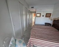 Resale - apartment - Marbella - Puerto Banús