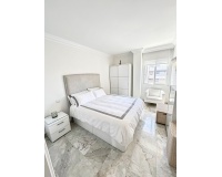Resale - apartment - Marbella - Puerto Banús