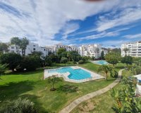 Resale - apartment - Marbella - Puerto Banús