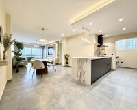 Resale - apartment - Marbella - Puerto Banús