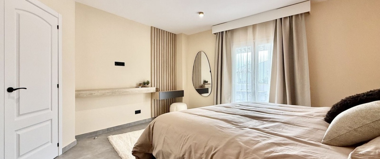 Resale - apartment - Marbella - Puerto Banús