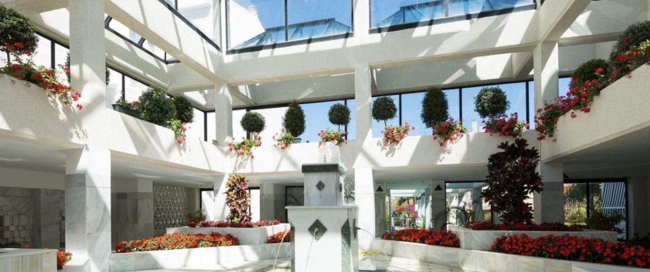 Resale - apartment - Marbella - Puerto Banús