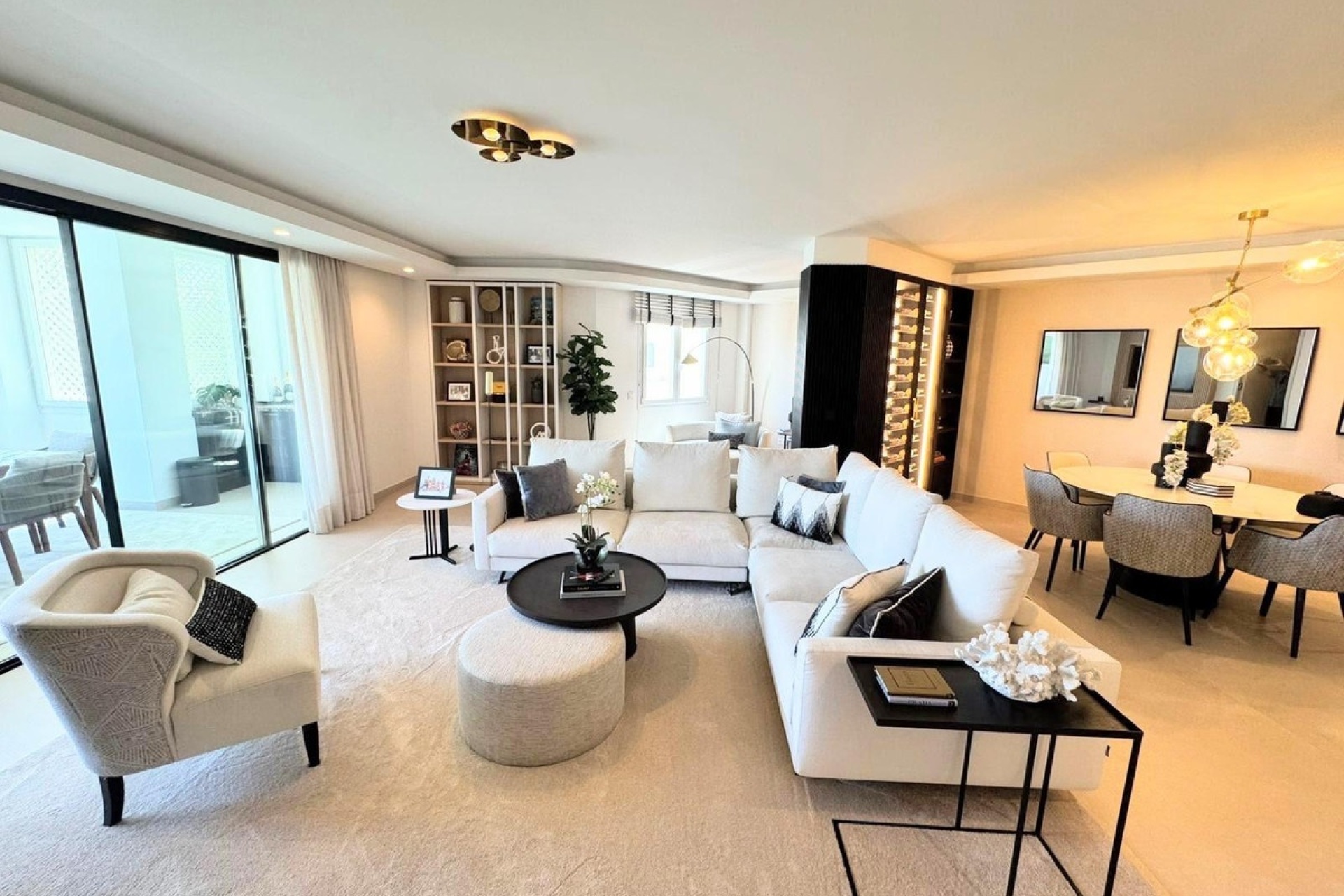 Resale - apartment - Marbella - Puerto Banús