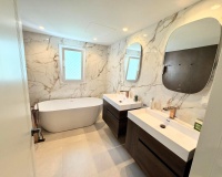 Resale - apartment - Marbella - Puerto Banús