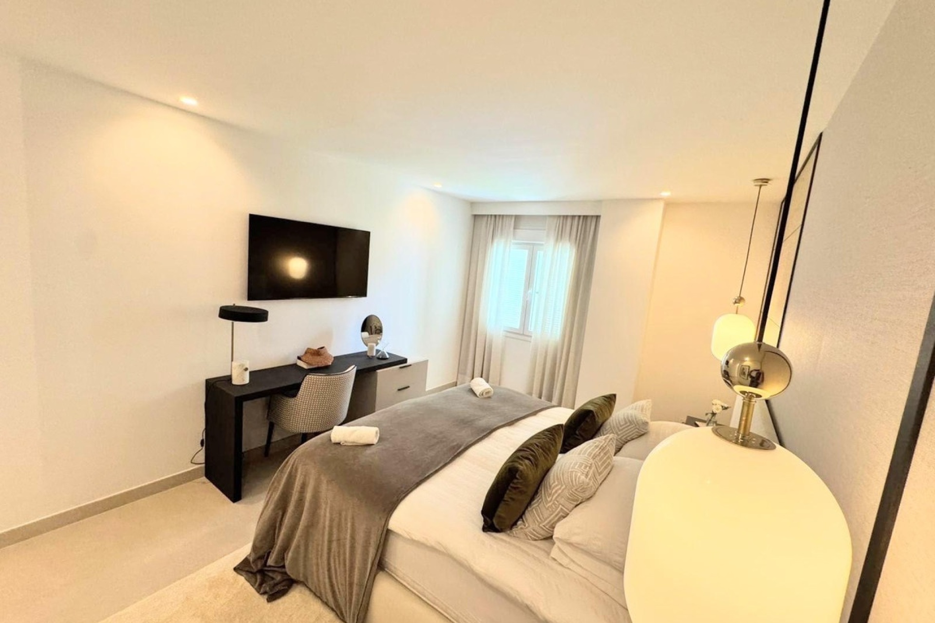 Resale - apartment - Marbella - Puerto Banús