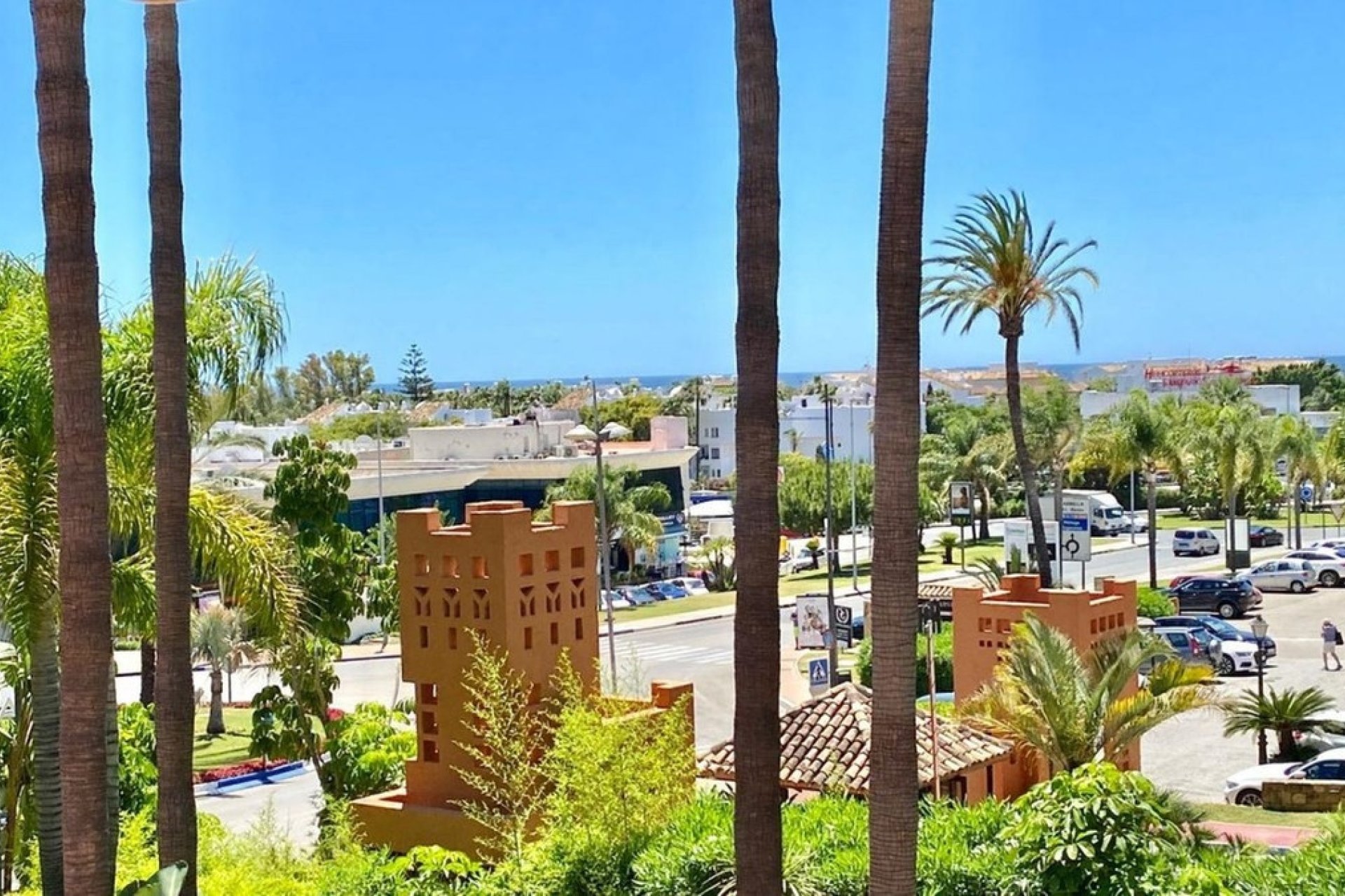Resale - apartment - Marbella - Puerto Banús