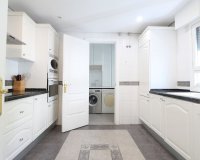 Resale - apartment - Marbella - Puerto de Cabopino