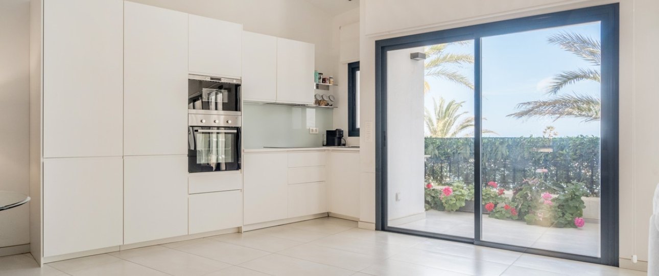 Resale - apartment - Marbella - Puerto de Cabopino