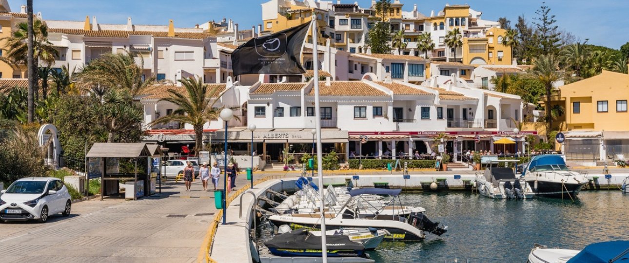 Resale - apartment - Marbella - Puerto de Cabopino