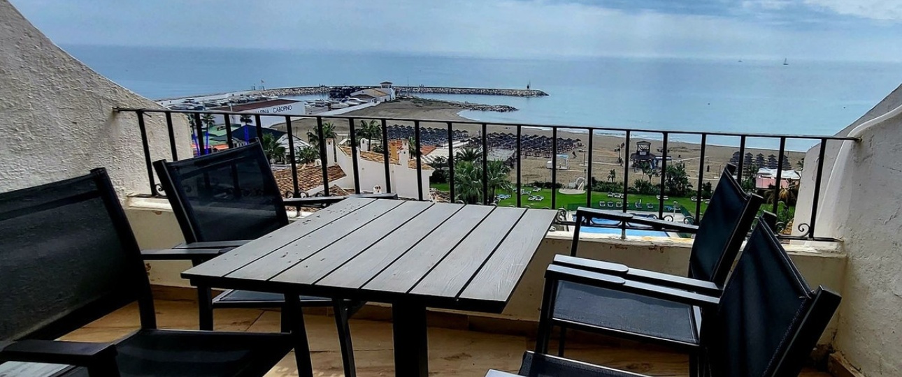 Resale - apartment - Marbella - Puerto de Cabopino