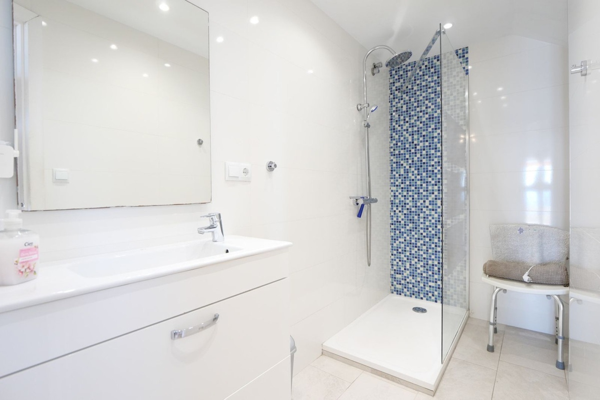 Resale - apartment - Marbella - Puerto de Cabopino