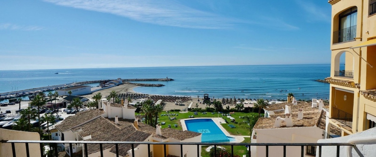 Resale - apartment - Marbella - Puerto de Cabopino