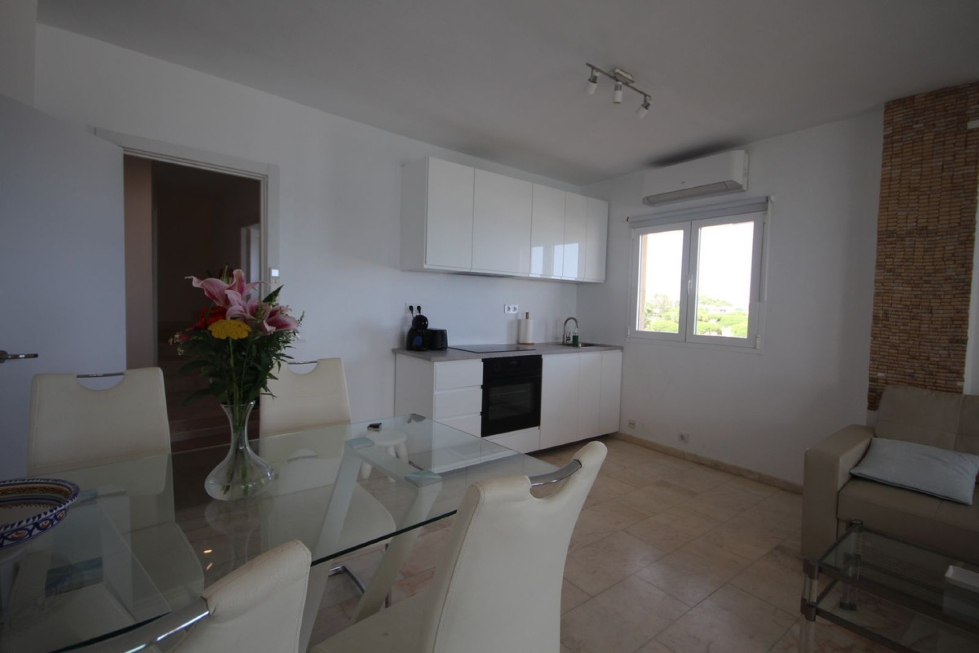 Resale - apartment - Marbella - Puerto de Cabopino