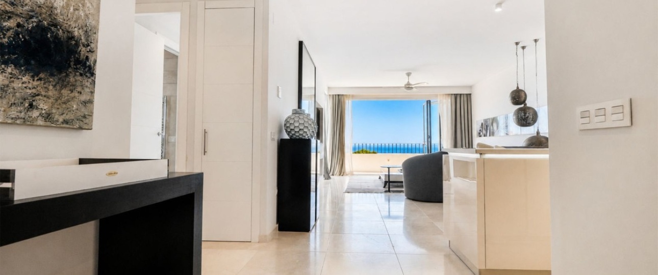 Resale - apartment - Marbella - Puerto de Cabopino