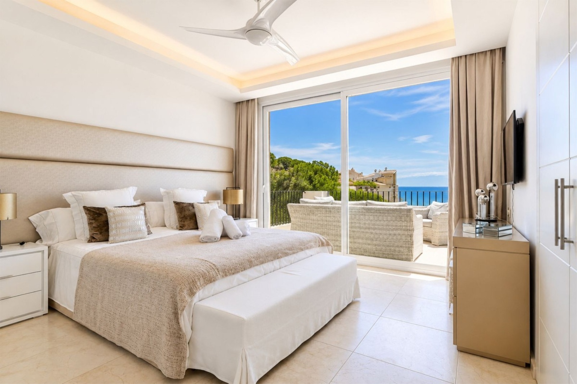 Resale - apartment - Marbella - Puerto de Cabopino