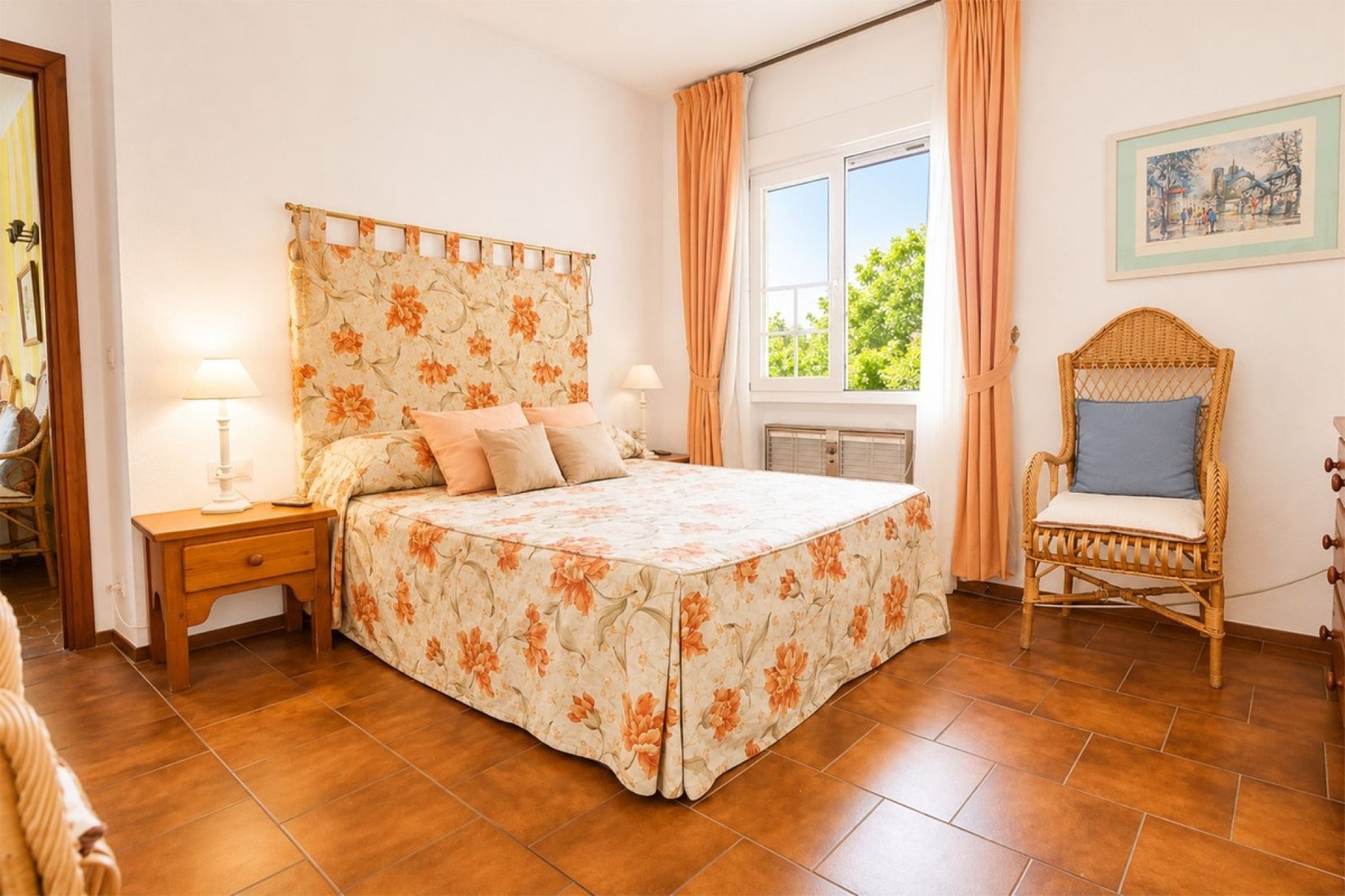 Resale - apartment - Marbella - Puerto de Cabopino