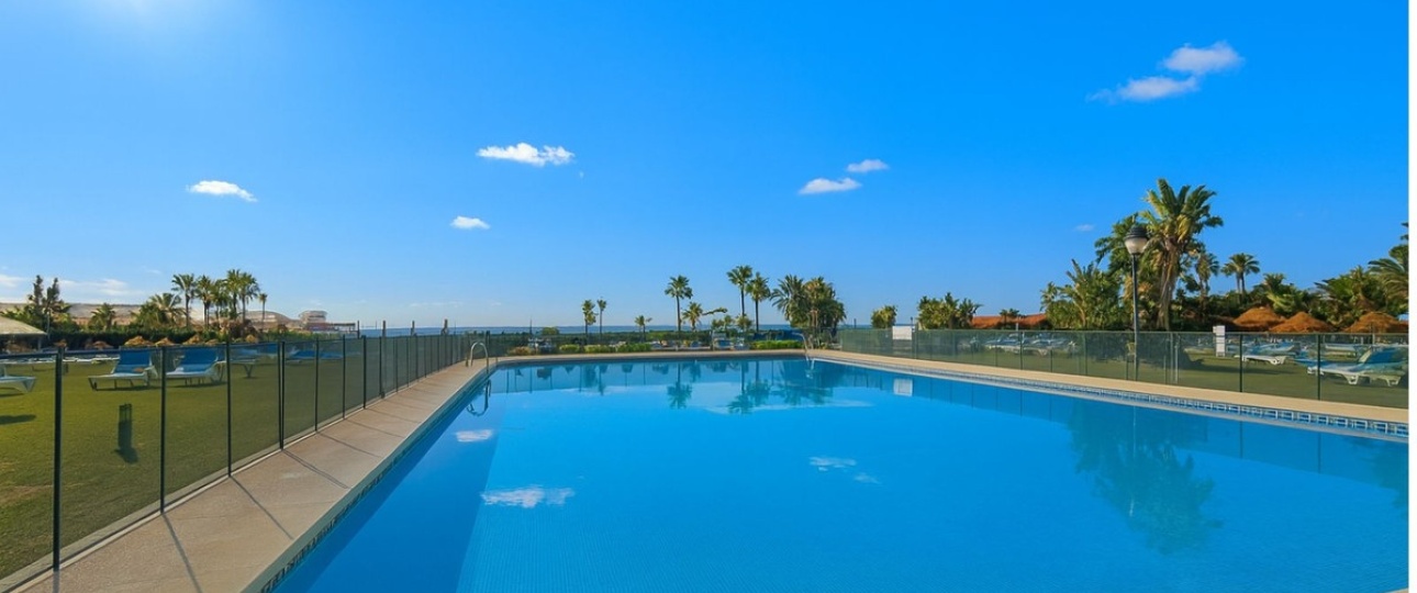 Resale - apartment - Marbella - Puerto de Cabopino
