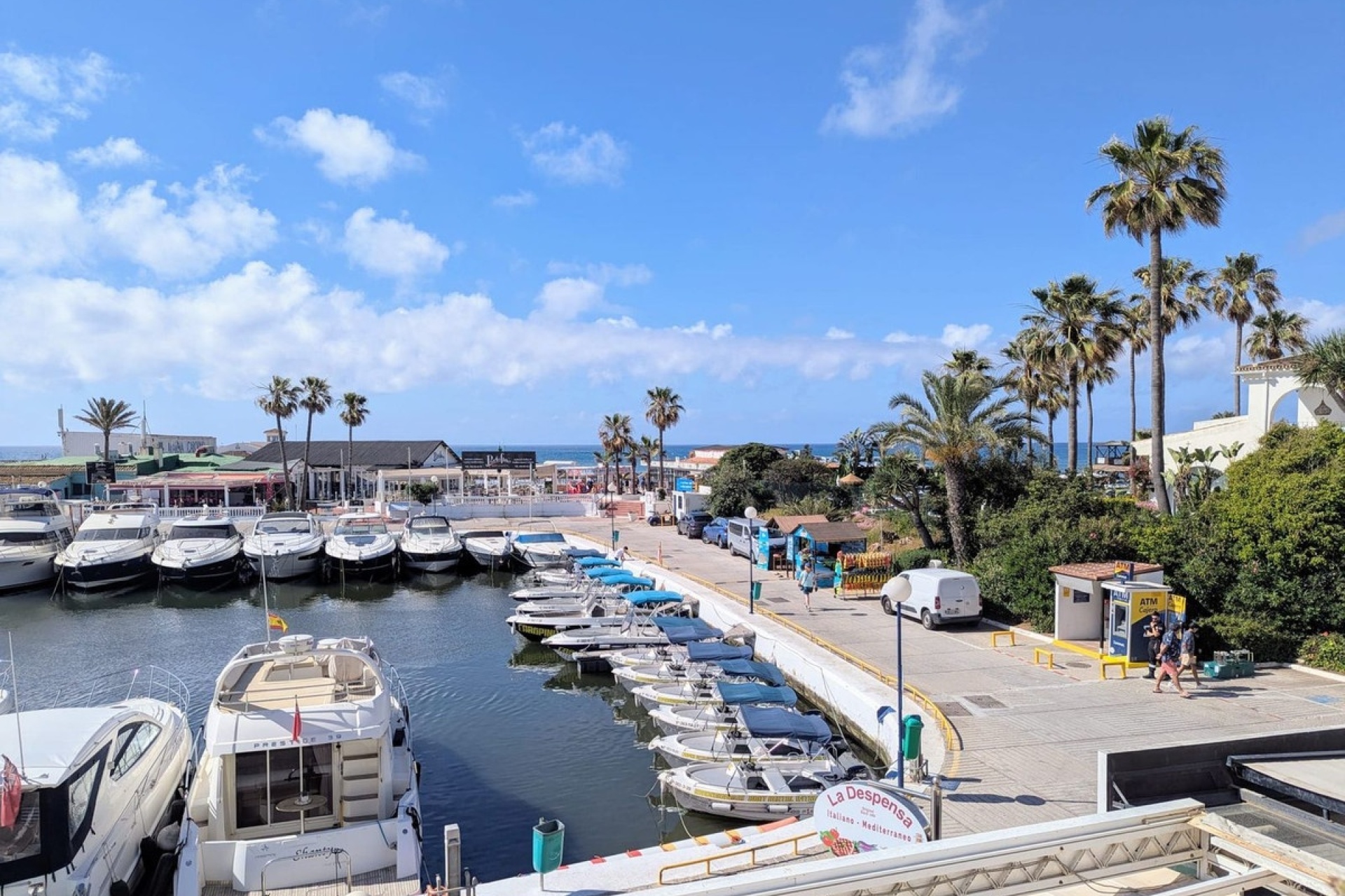 Resale - apartment - Marbella - Puerto de Cabopino