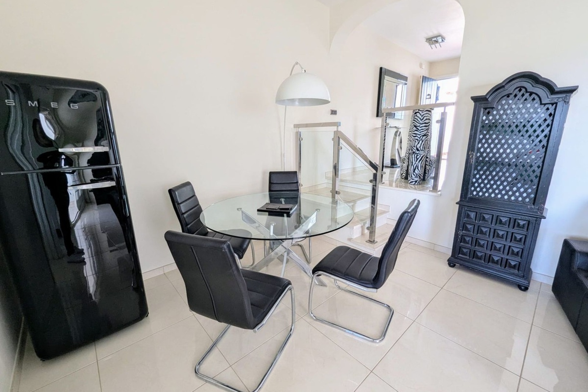 Resale - apartment - Marbella - Puerto de Cabopino