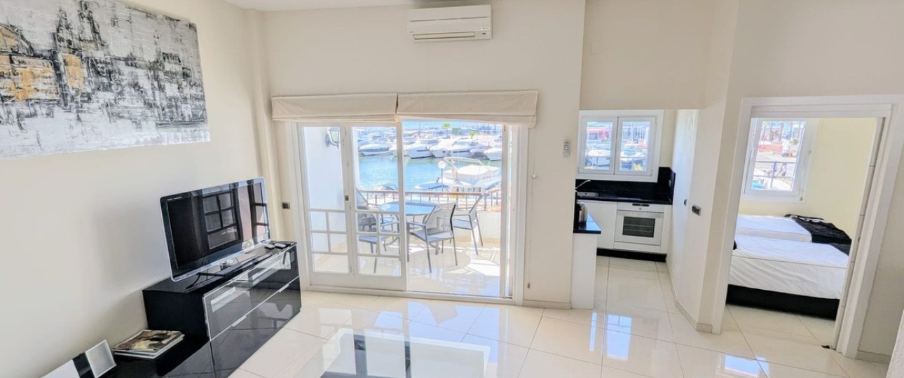 Resale - apartment - Marbella - Puerto de Cabopino