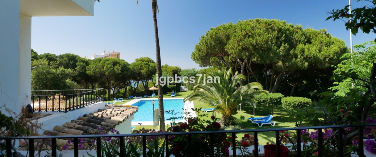 Resale - apartment - Marbella - Puerto de Cabopino