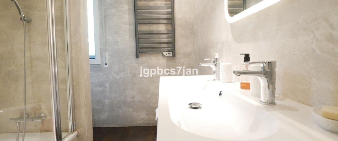 Resale - apartment - Marbella - Puerto de Cabopino