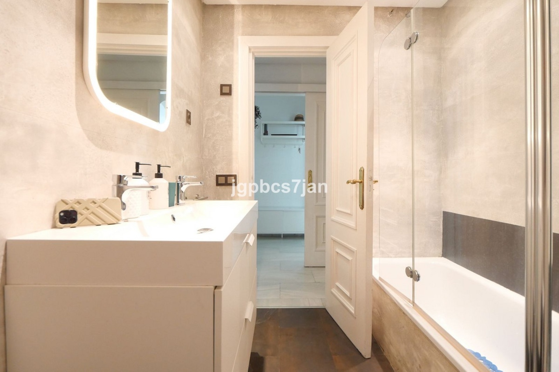 Resale - apartment - Marbella - Puerto de Cabopino