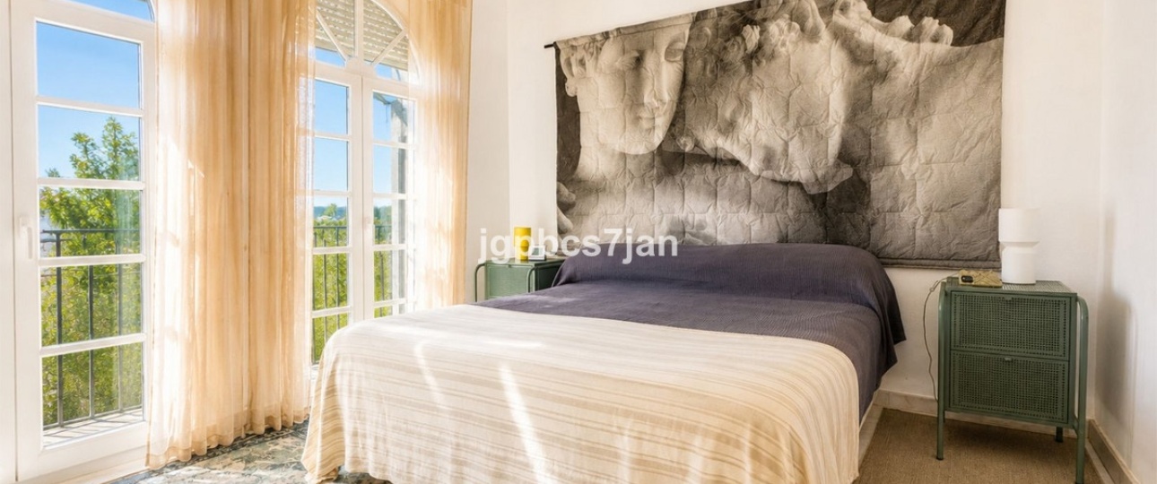 Resale - apartment - Marbella - Puerto de Cabopino