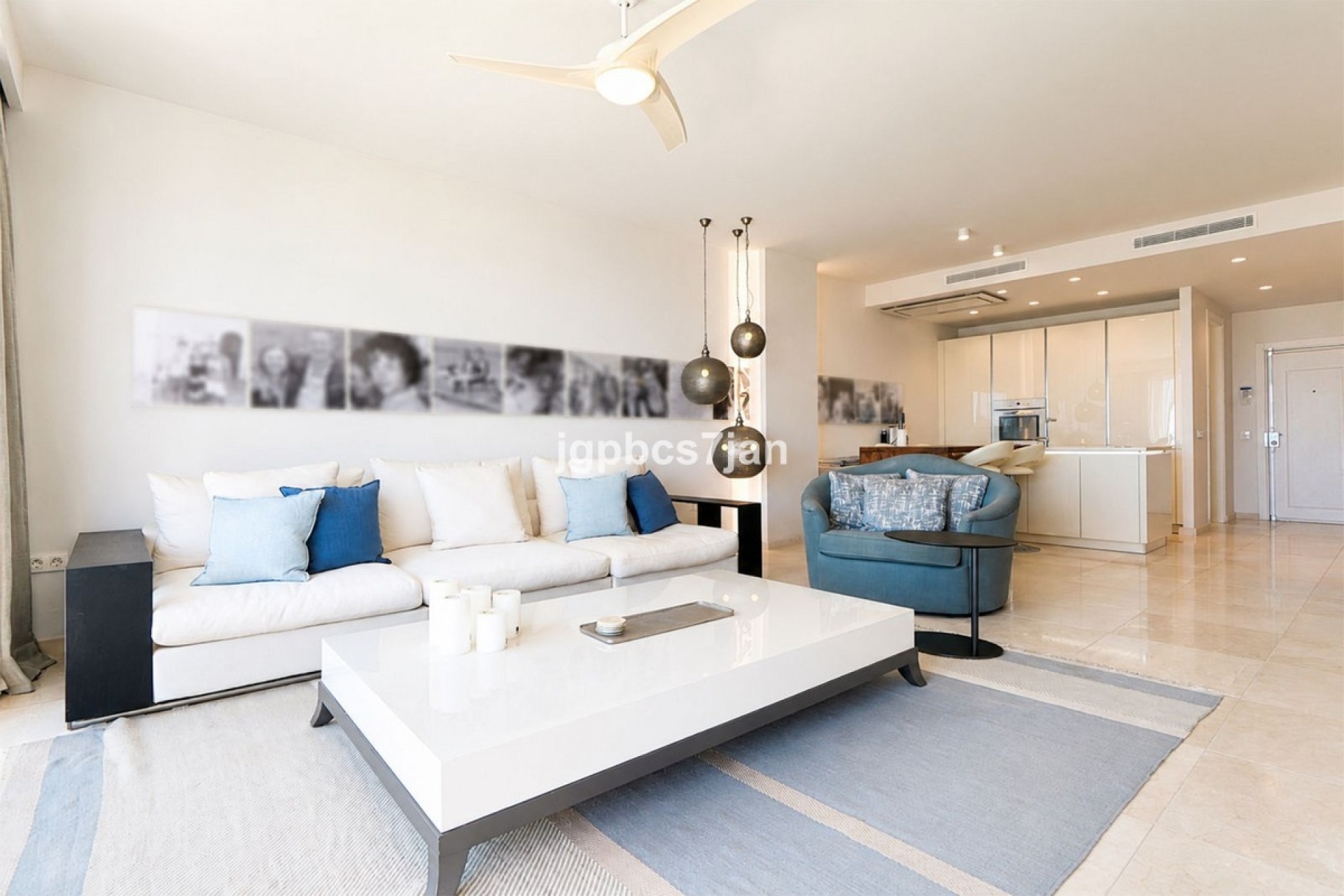 Resale - apartment - Marbella - Puerto de Cabopino