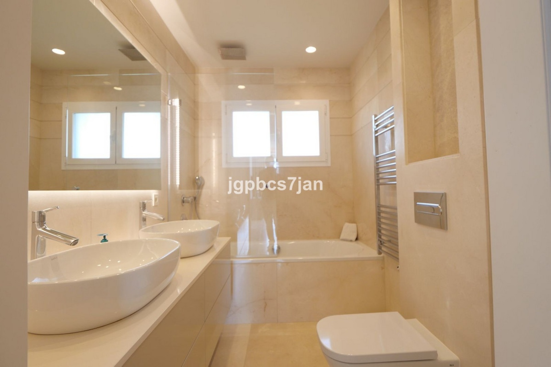 Resale - apartment - Marbella - Puerto de Cabopino