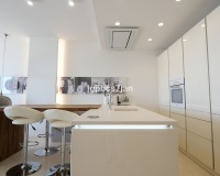 Resale - apartment - Marbella - Puerto de Cabopino