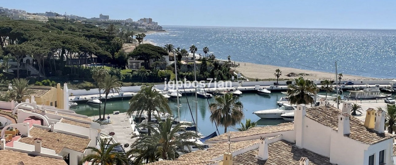 Resale - apartment - Marbella - Puerto de Cabopino