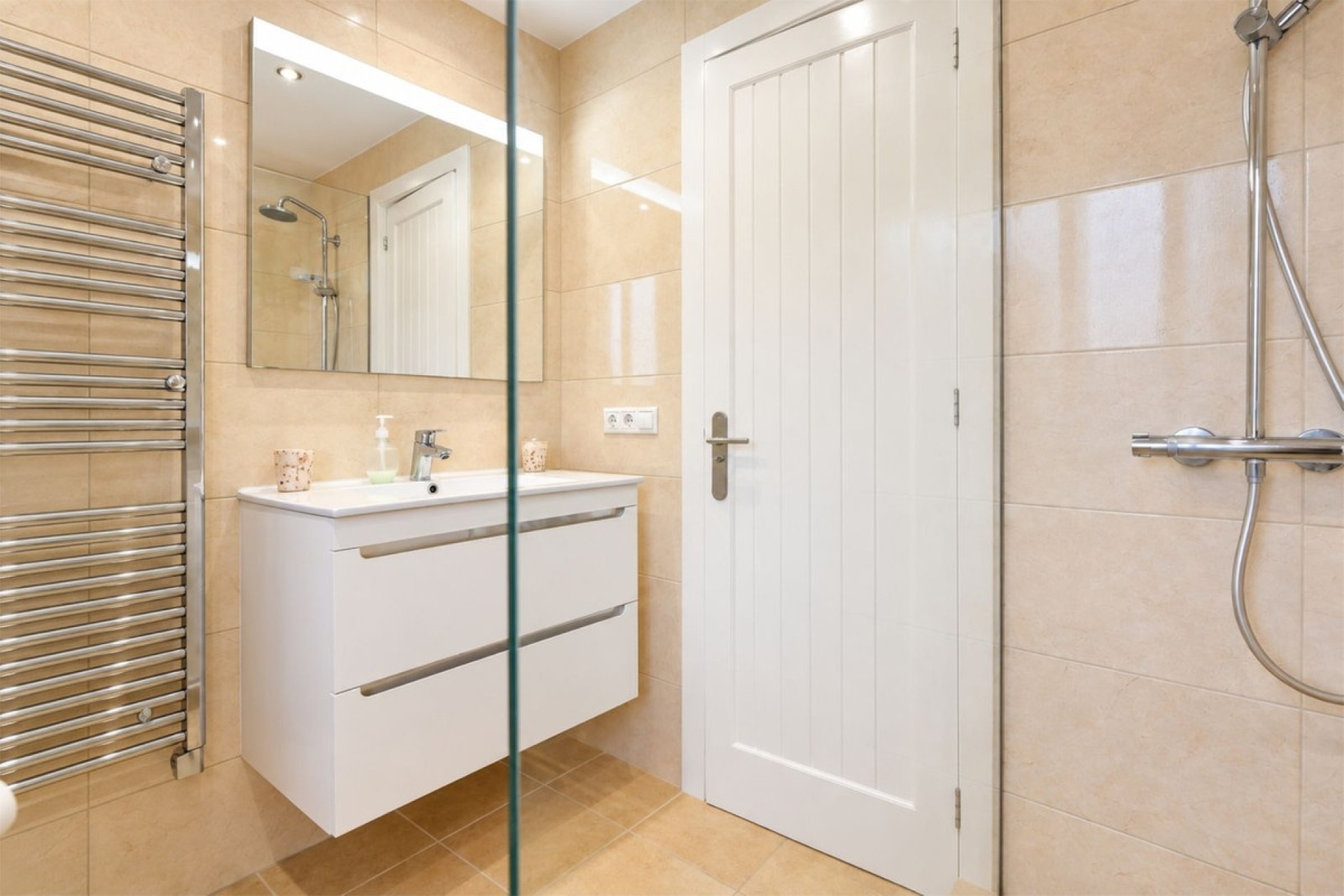 Resale - apartment - Marbella - Puerto de Cabopino